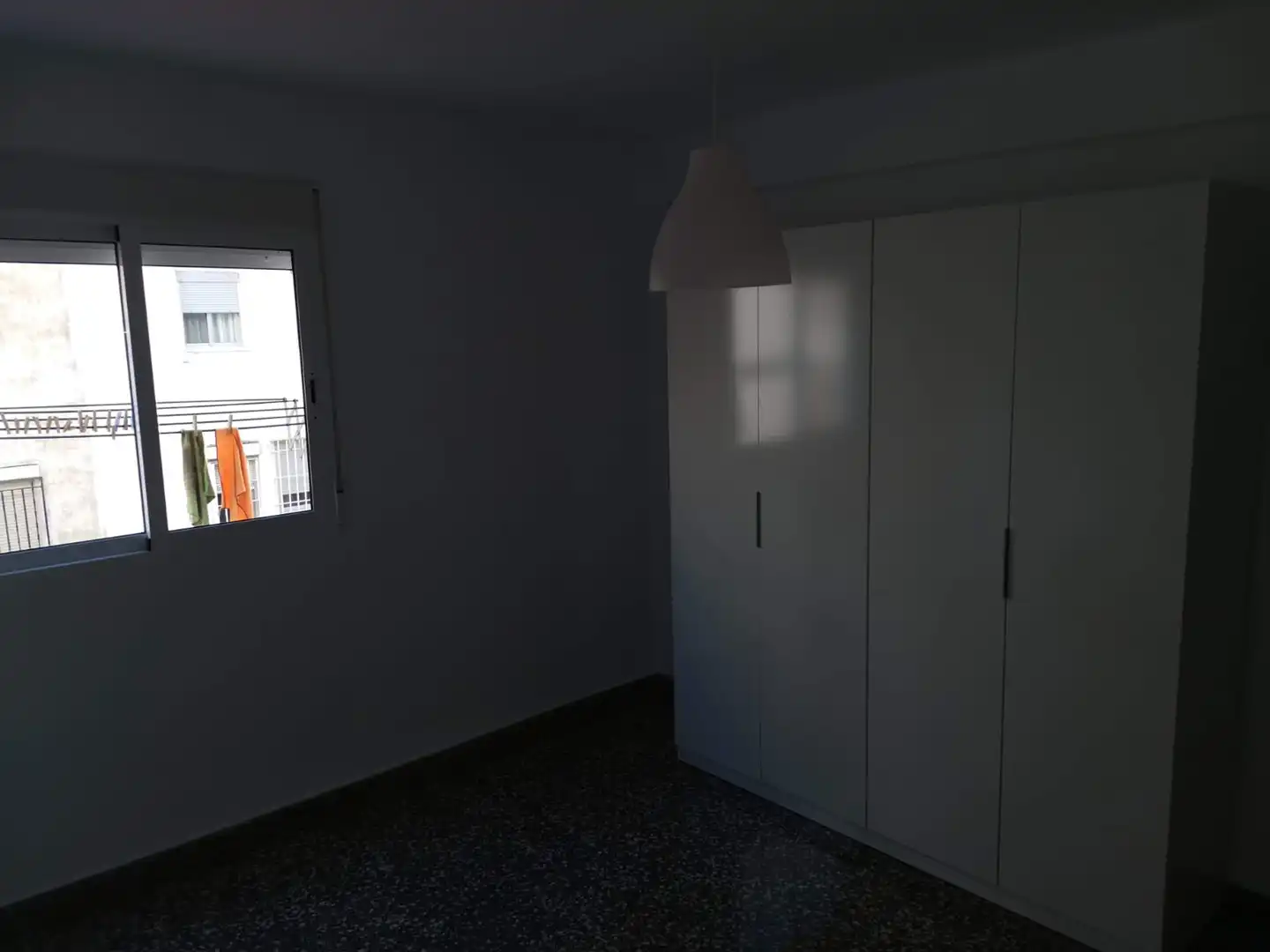Habitación de Piso en venta en Manises con Amueblado, Horno y Alarma