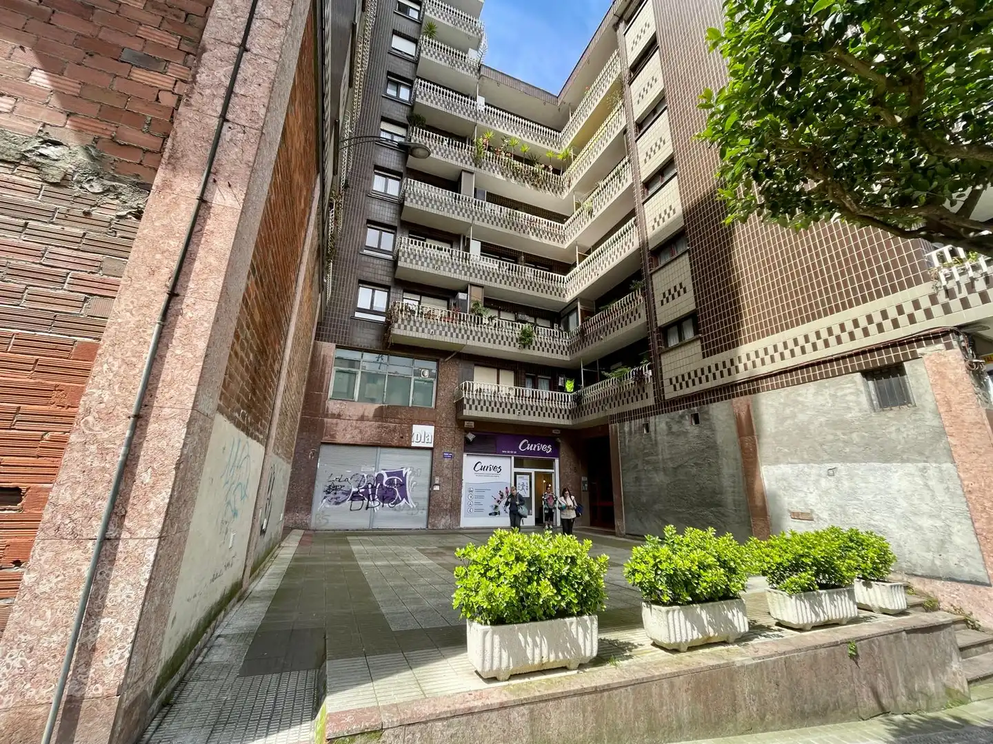 Vista exterior de Piso en venta en Bilbao  con Calefacción, Amueblado y Balcón