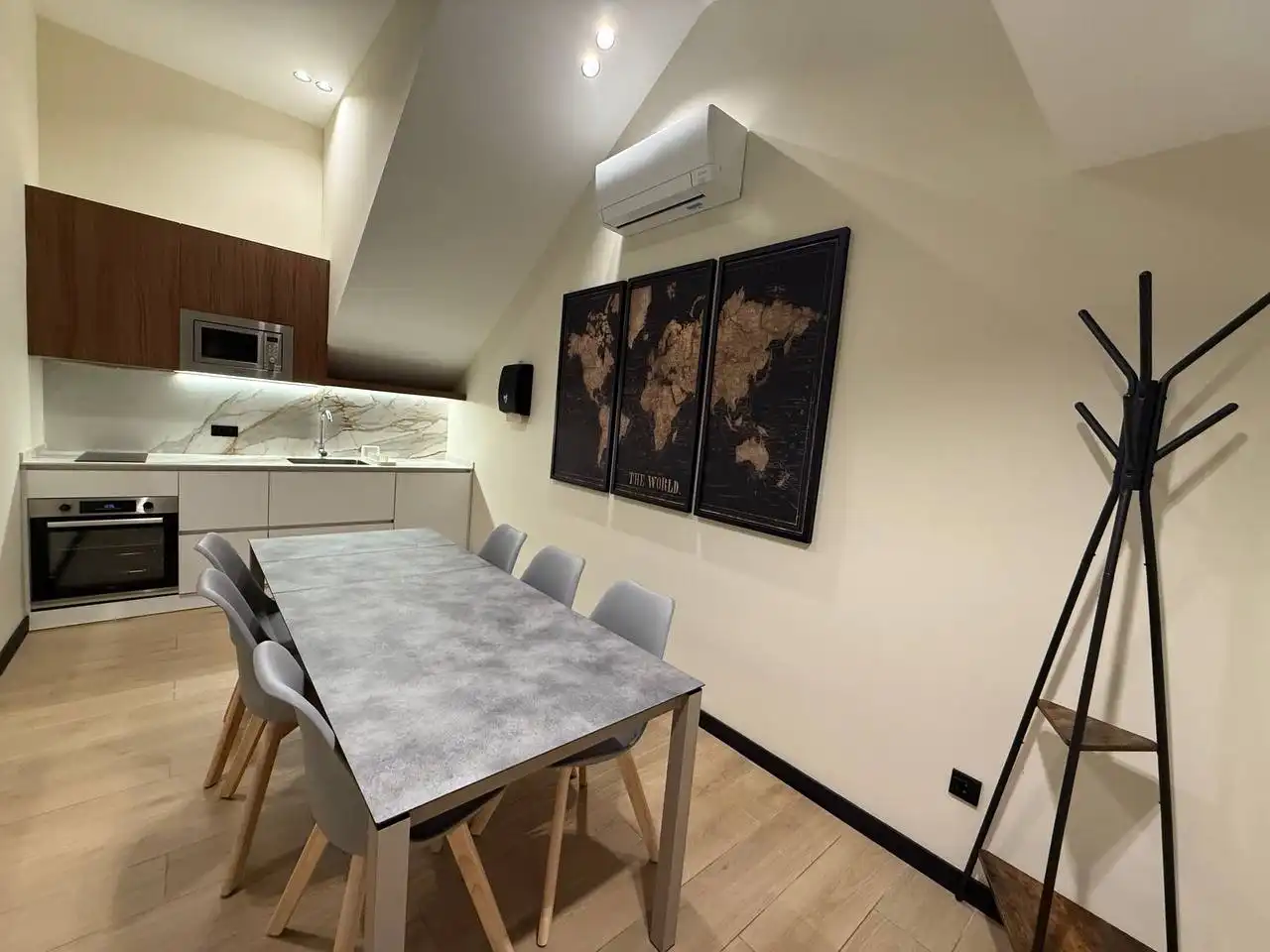 Dining room of Houses for rent in Madrid  with Air Conditioner, Heating and Furnished