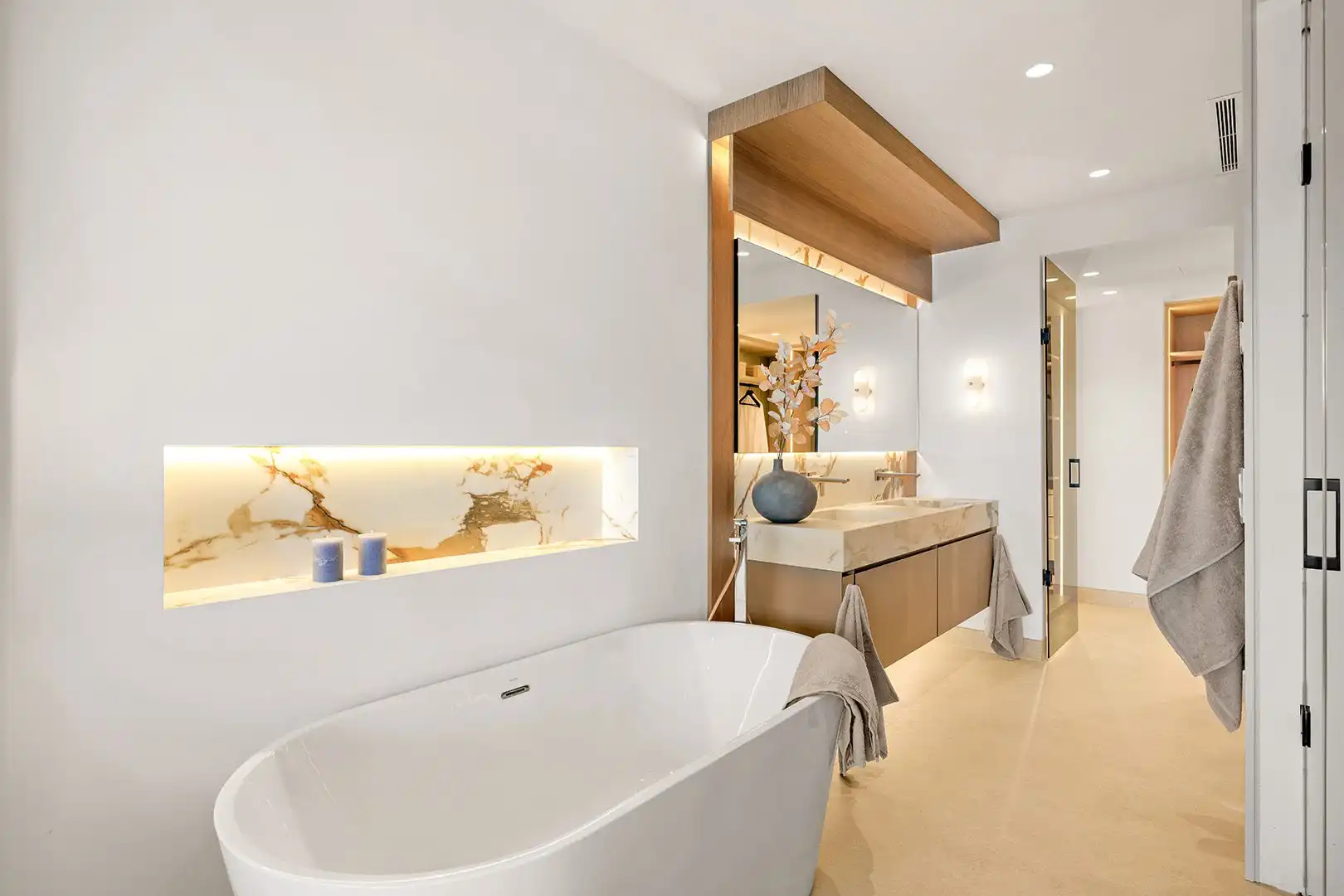 Baño de Piso en venta en Estepona con Aire acondicionado, Calefacción y Terraza