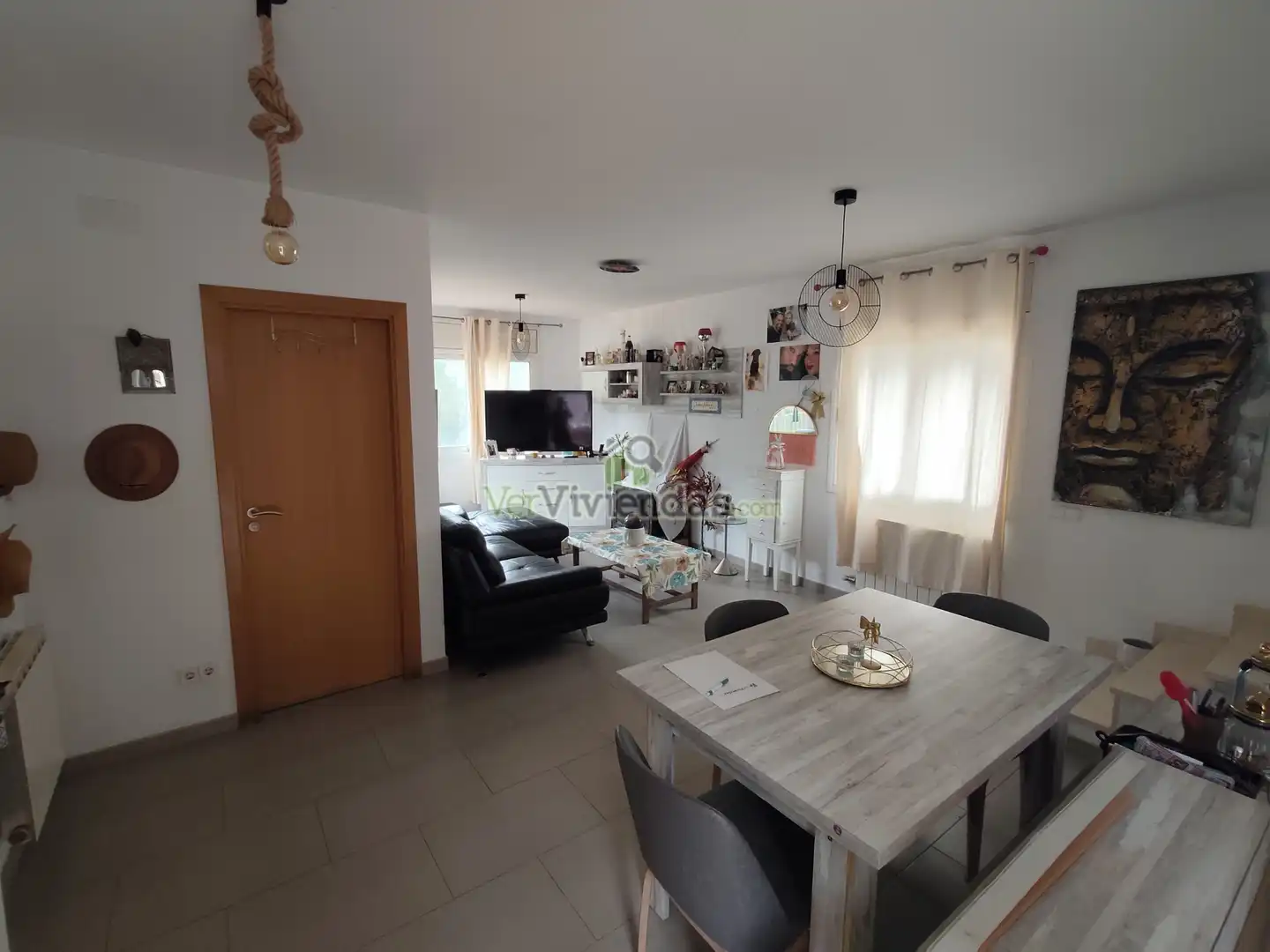 Sala de estar de Casa o chalet en venta en Corbera de Llobregat con Calefacción, Jardín privado y Parquet