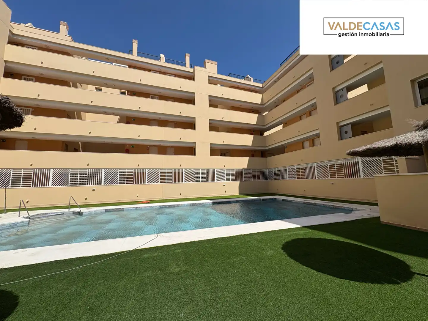 Schwimmbecken von Wohnung zum Verkauf in Rubite mit Möbliert und Gemeinschaftspool