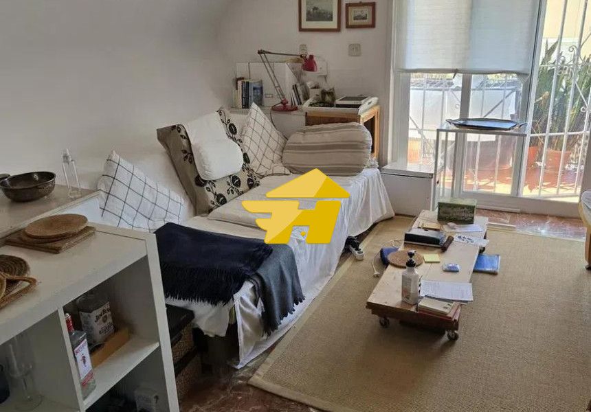 Sala d'estar de Dúplex en venda en Torremolinos amb Aire condicionat, Jardí privat i Piscina