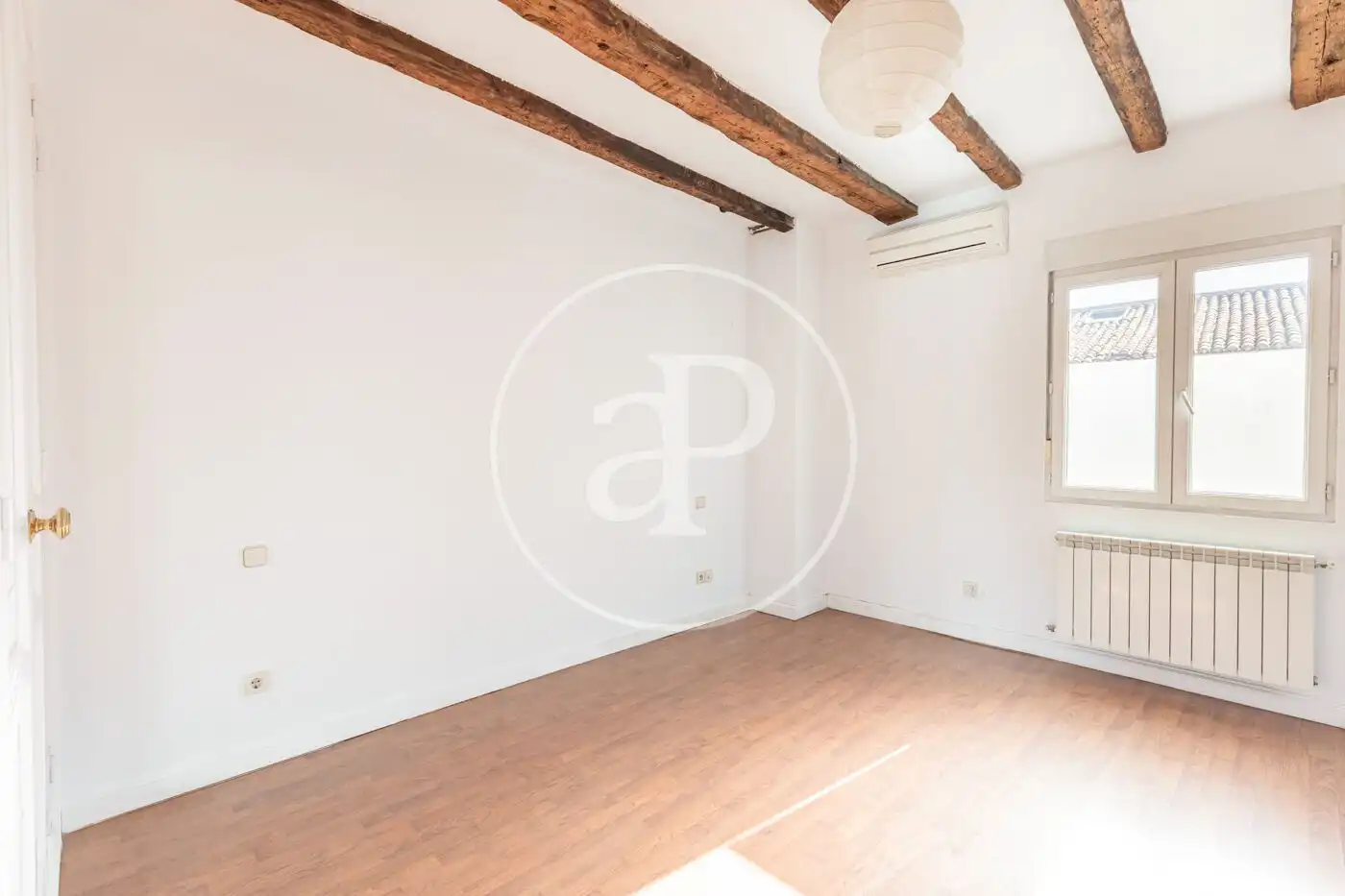 Living room of Flat for rent in Madrid  with Air Conditioner, Heating and Terrace