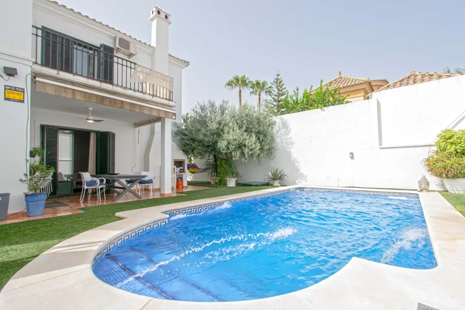 Piscina de Casa o xalet en venda en Burguillos amb Aire condicionat, Jardí privat i Terrassa