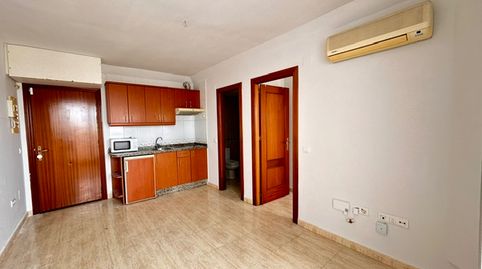 Foto 2 de Apartament en venda a Avenida de la Armada, 4, Torremuelle, Benalmádena