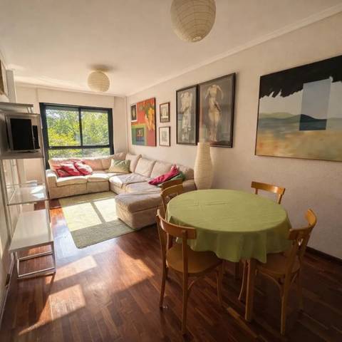 Piso en Venta en Buztinzuri Kalea en San Martín