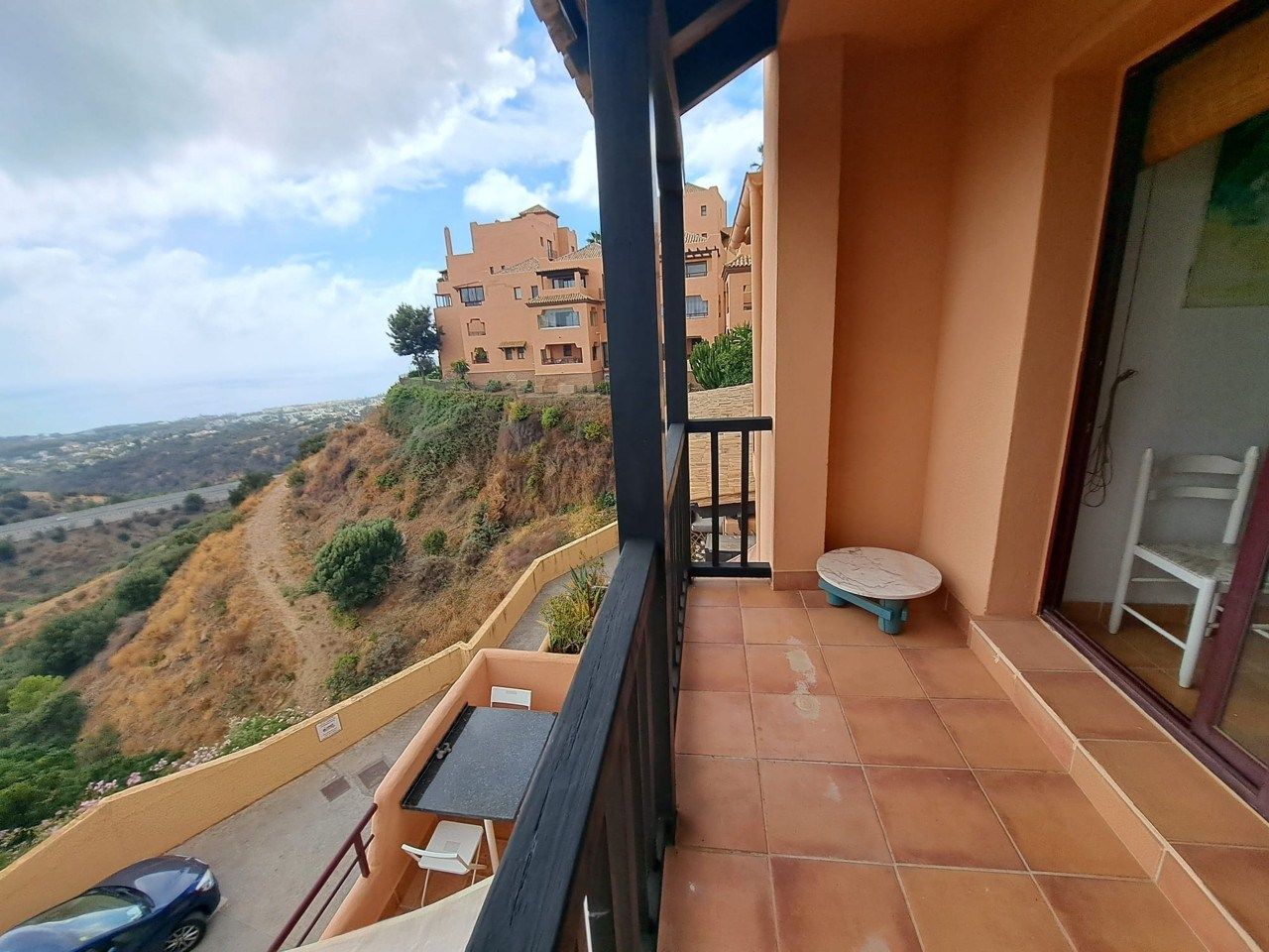 Flat to rent in CRISTOBAL COLON, Calahonda