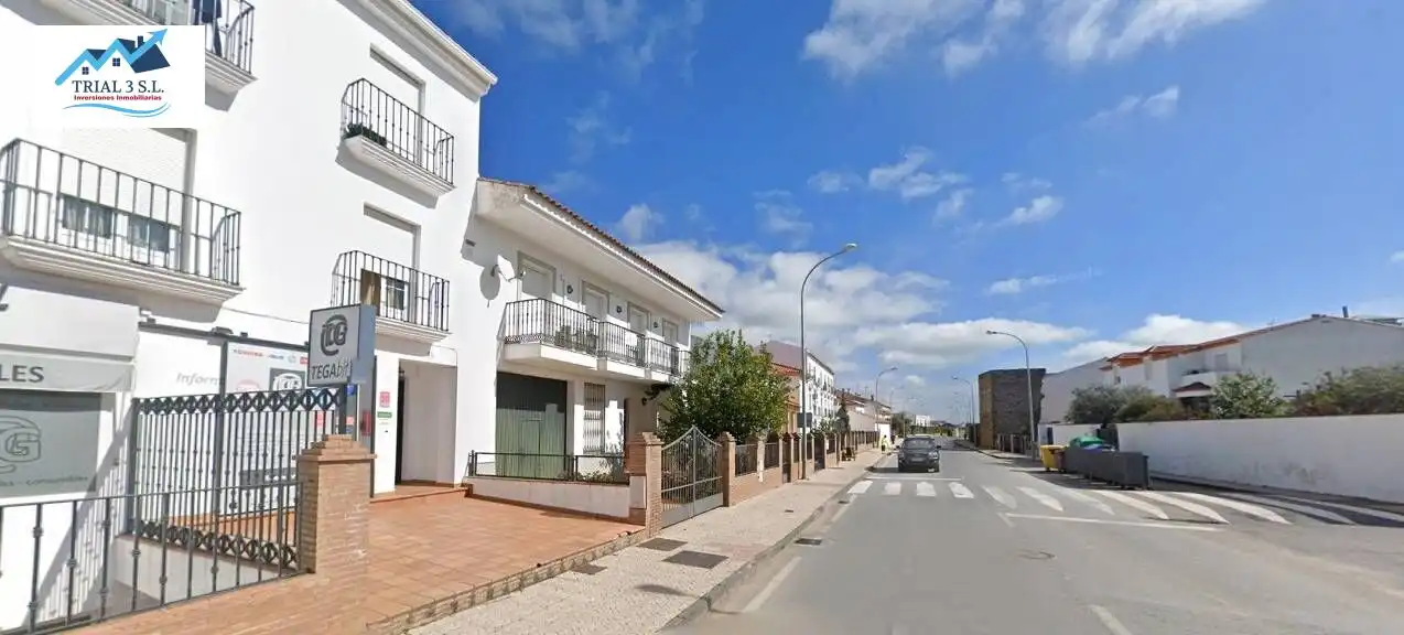 Vista exterior de Garatge en venda en Llerena
