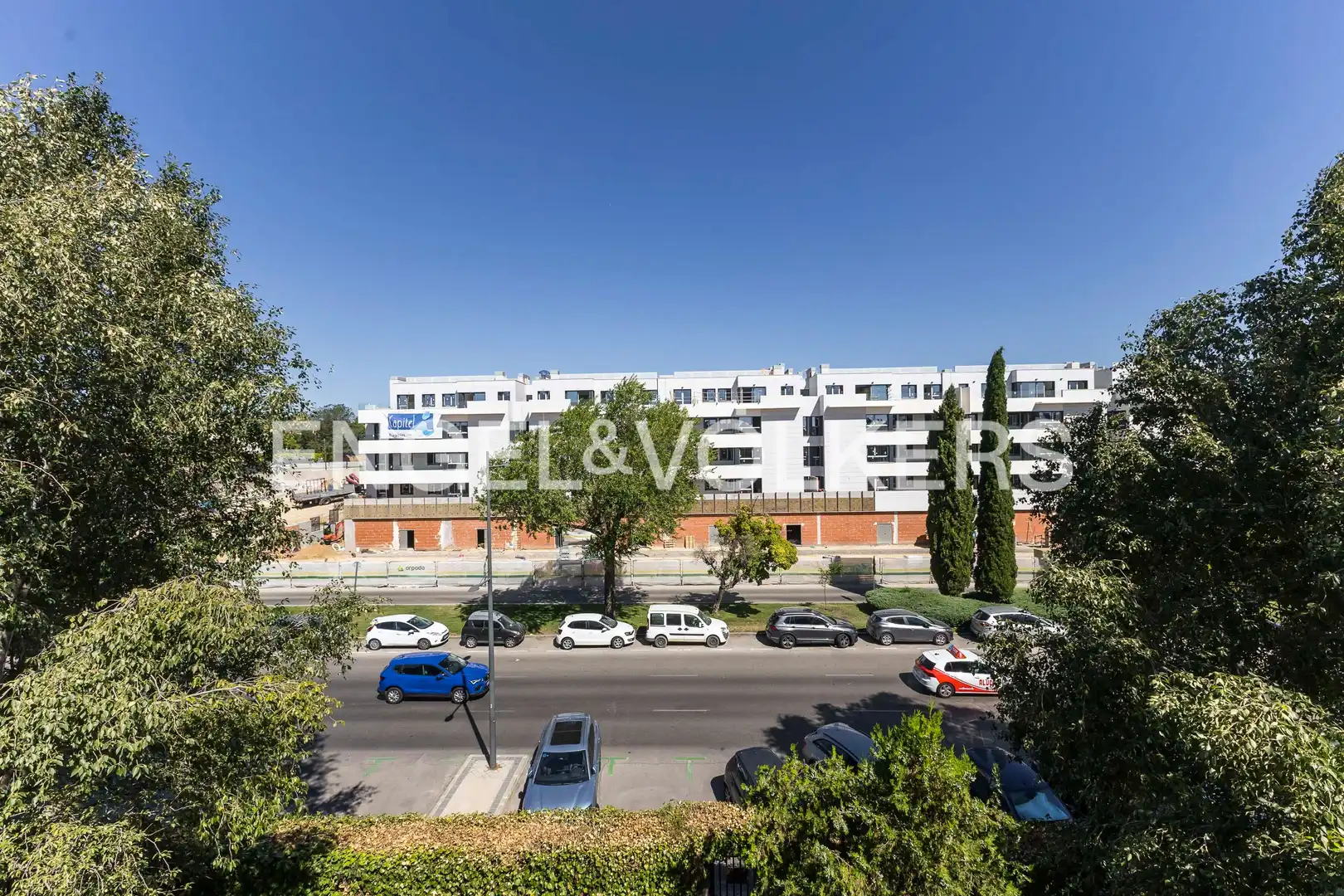 Vista exterior de Pis en venda en Pozuelo de Alarcón amb Aire condicionat i Calefacció