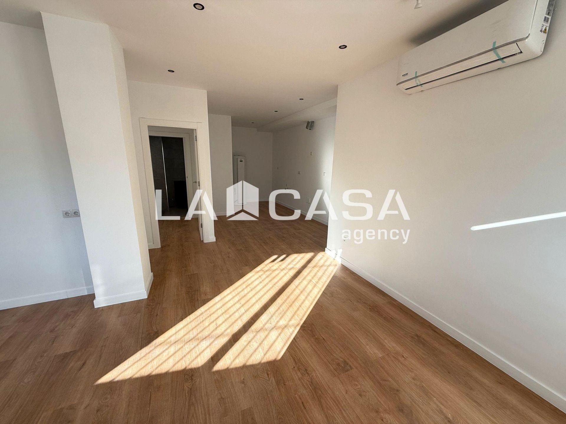 Planta baja for sale in Canovelles  with Parquet flooring