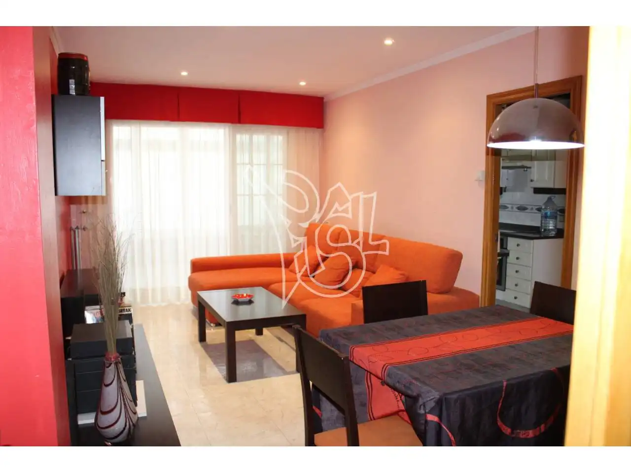 Flat with terrace to rent in Calle Manuel Roca i guardia, imagen 2
