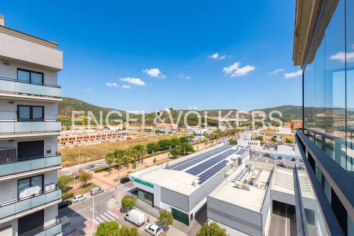 Außenansicht von Wohnung zur Miete in Sagunto / Sagunt mit Klimaanlage, Heizung und Privatgarten