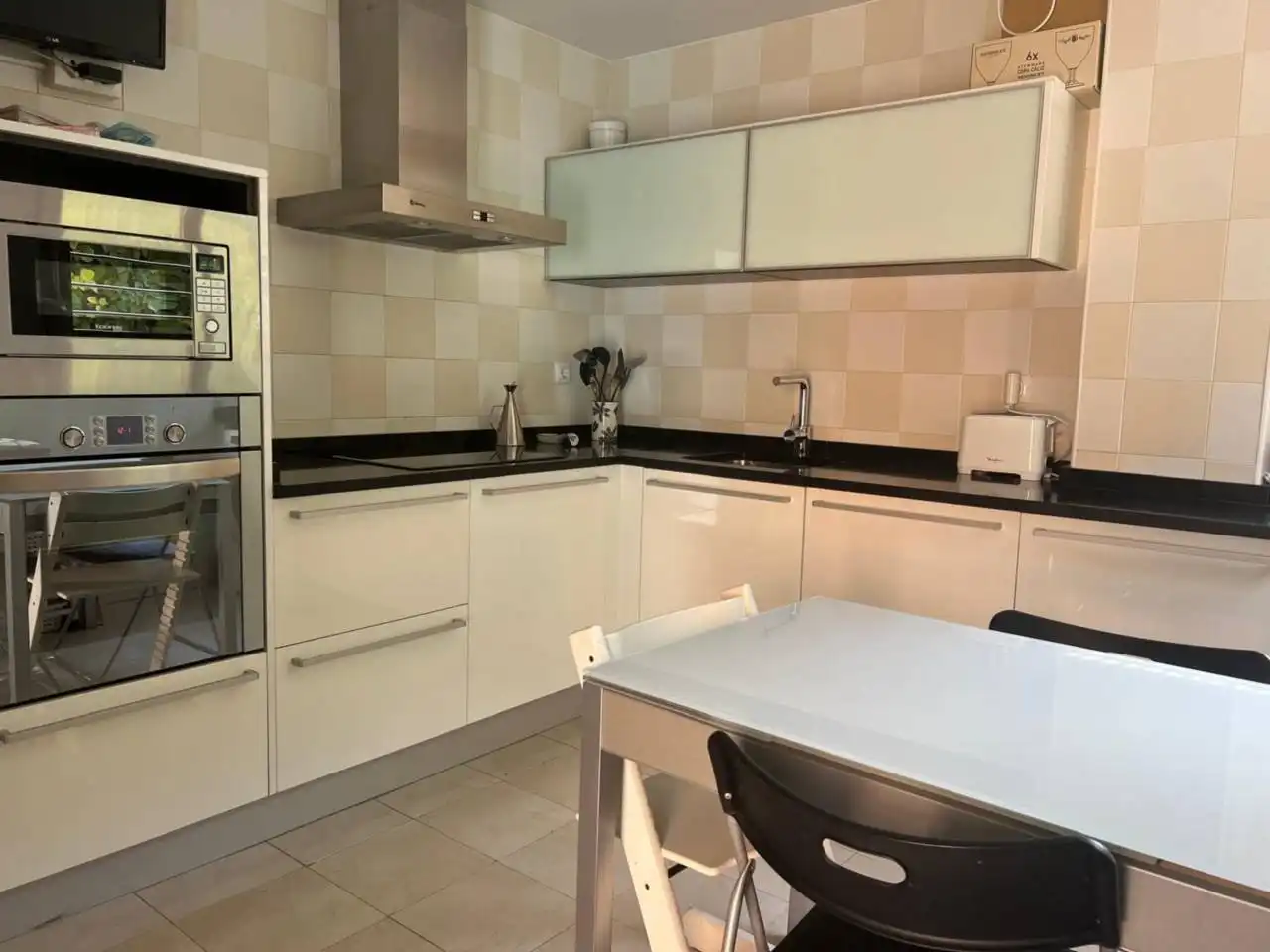 Semi-detached house with pool to rent in Bargas, imagen 8