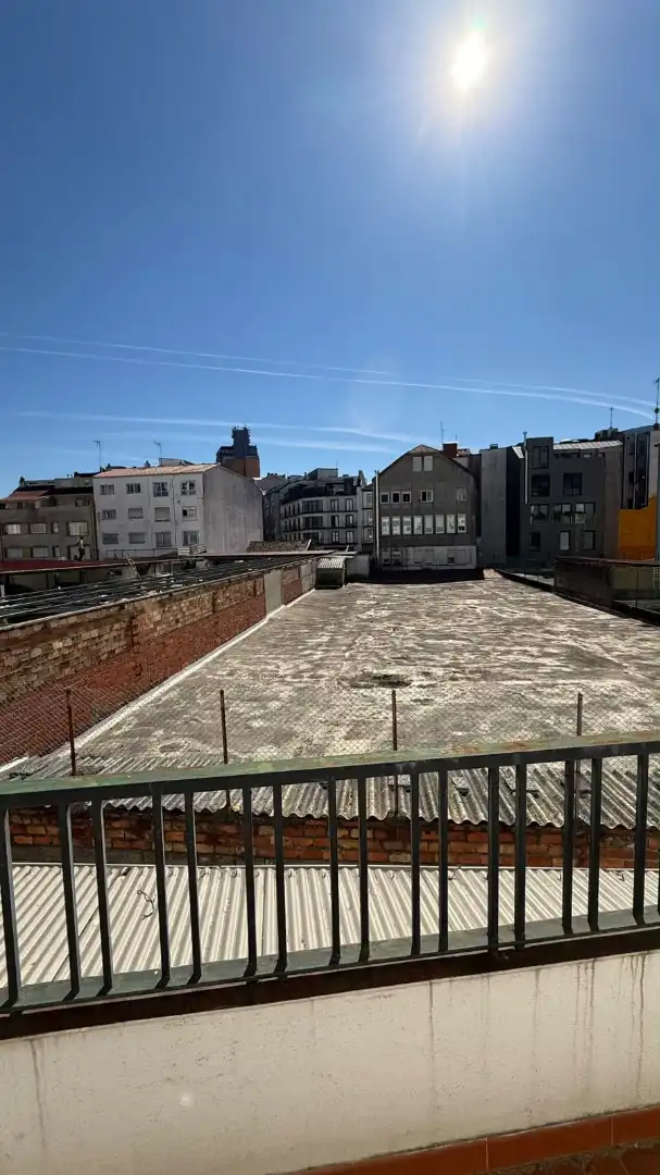 Pis amb ascensor de lloguer a Rúa Xeneral Gutiérrez Mellado, imagen 3