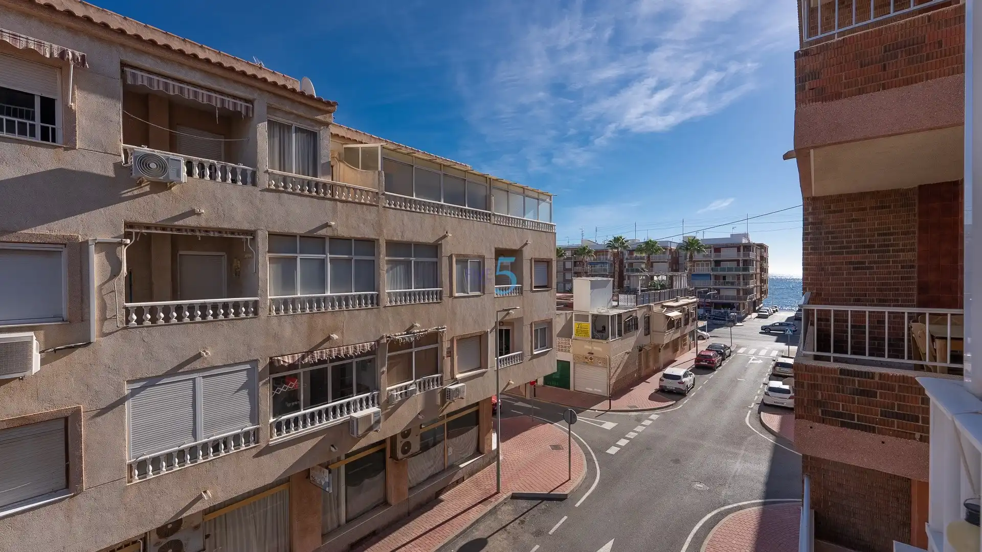 Piso con terraza en venta en Calle Vega Baja del segura  apt b