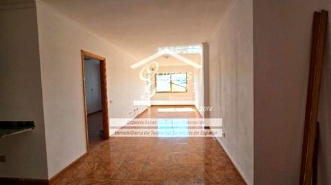 Foto 3 de Piso en venta en Goya, Vecindario - El Doctoral - Cruce de Sardina, Santa Lucía de Tirajana