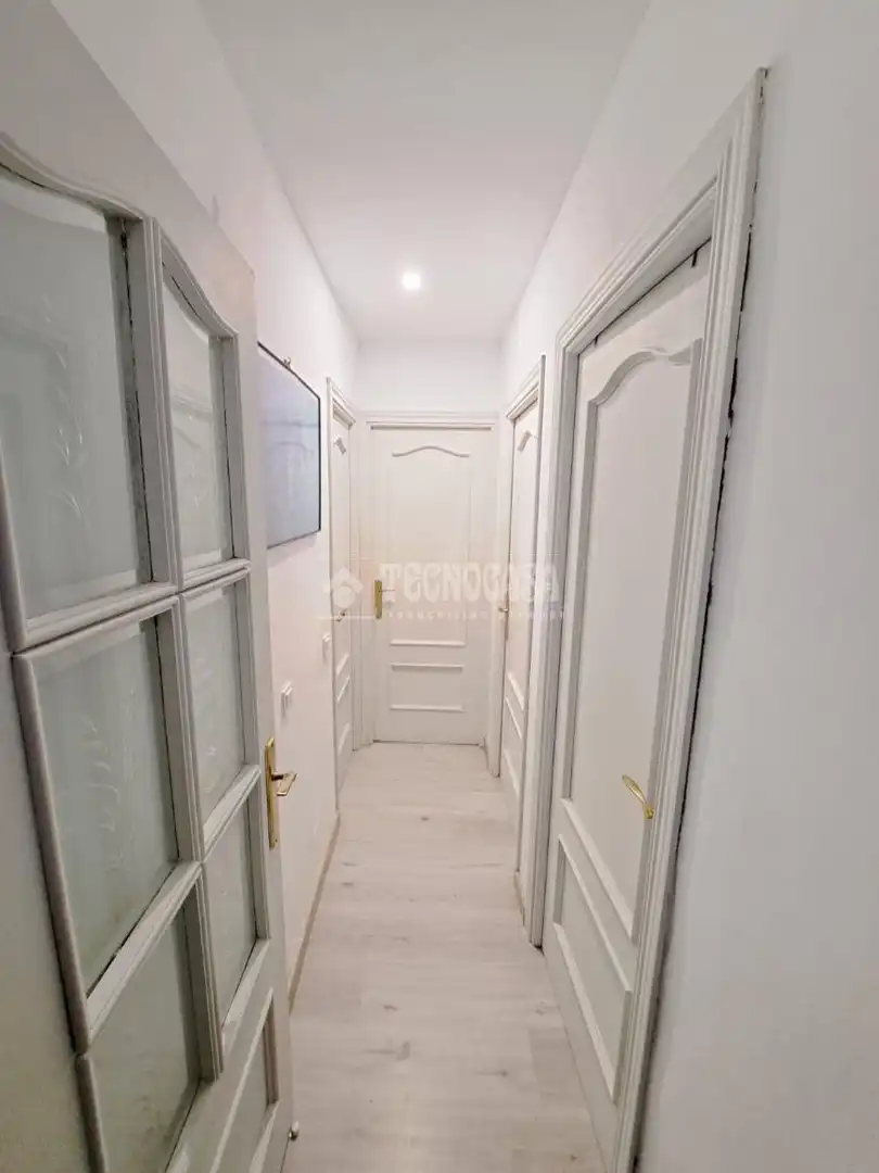 Wohnung zum Verkauf in Parla mit Klimaanlage und Terrasse