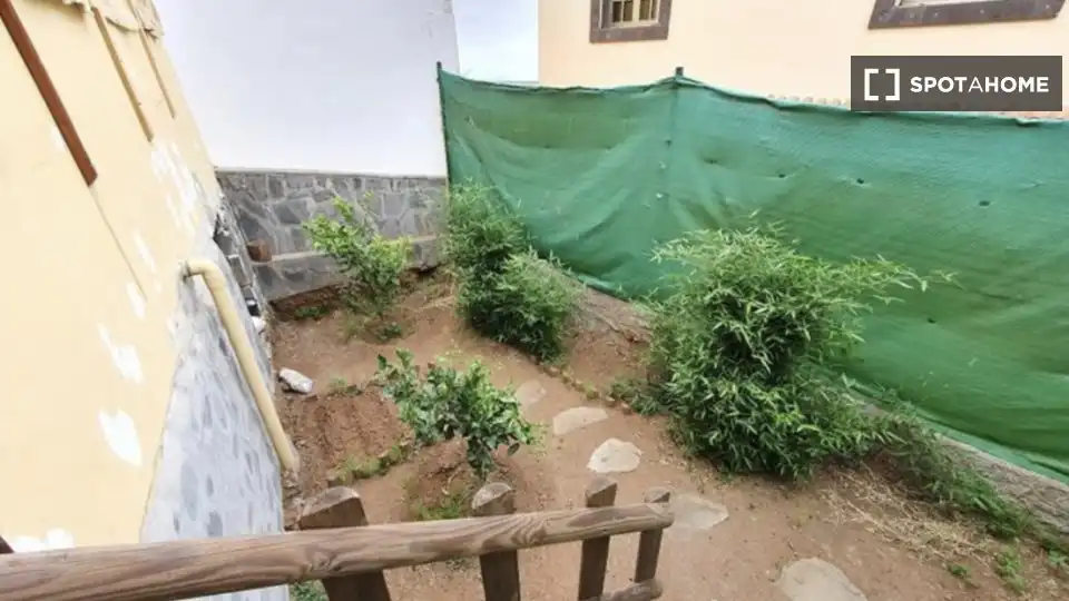 Estudio para compartir en Firgas con Aire acondicionado, Terraza y Amueblado