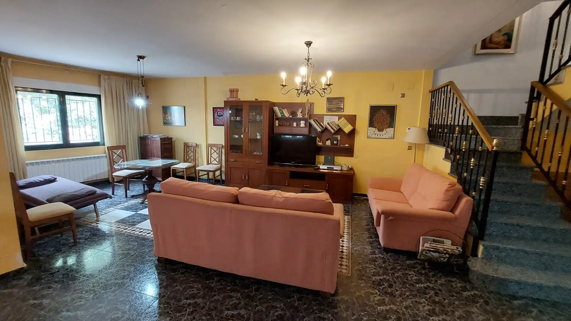 Sala de estar de Casa o chalet en venta en Zarza de Granadilla con Aire acondicionado, Calefacción y Amueblado