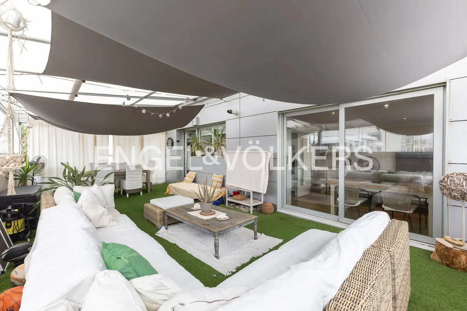 Terrassa de Dúplex en venda en Valencia amb Aire condicionat, Calefacció i Jardí privat
