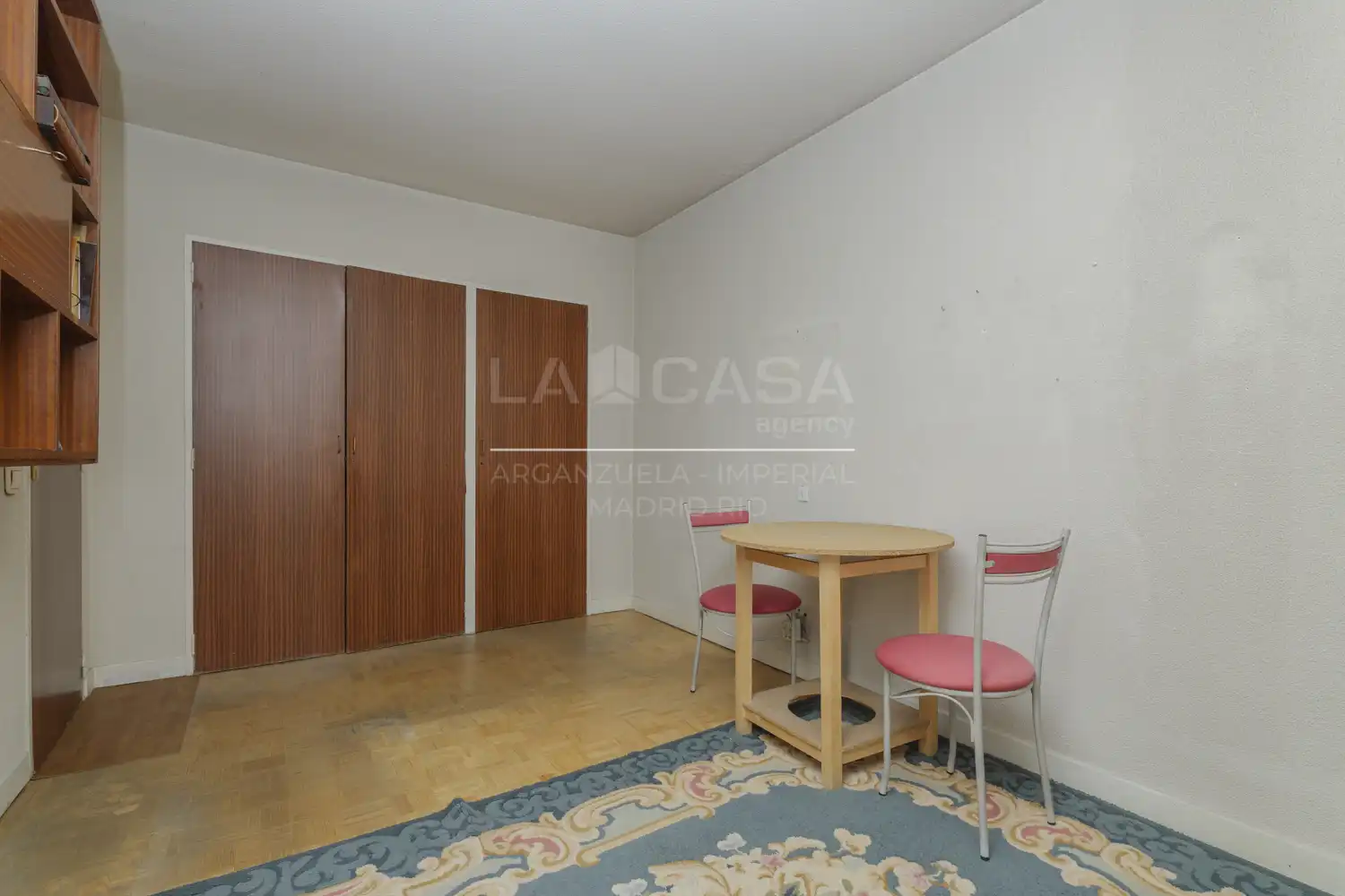 Piso en venta en Madrid con Calefacción y Terraza