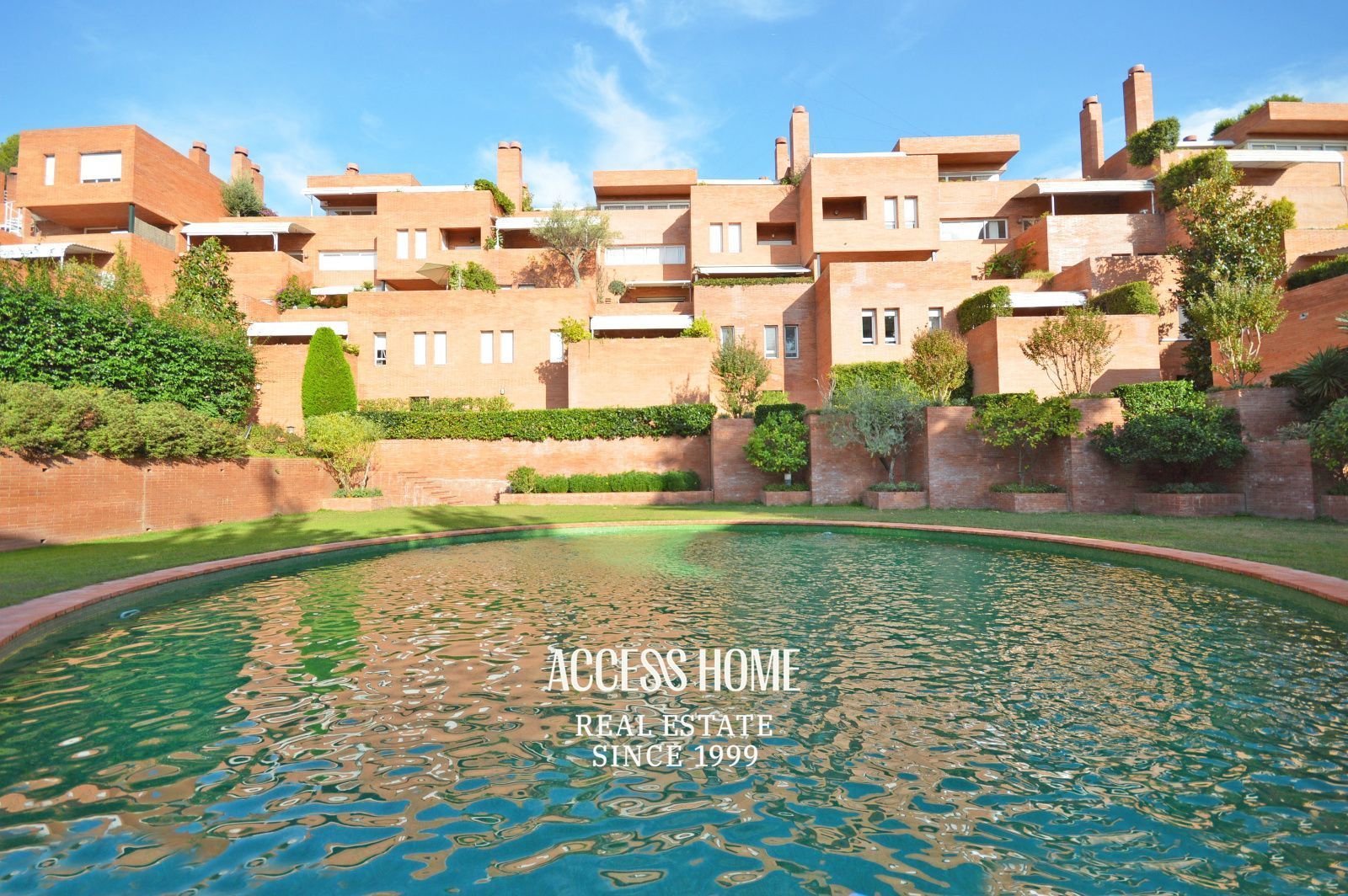 Exterior view of Duplex for sale in Sant Vicenç de Montalt  with Air Conditioner, Heating and Private garden