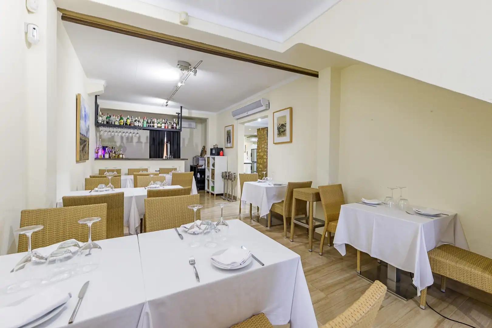 Commercial properties for rent in Binissalem  with Air Conditioner and Furnished