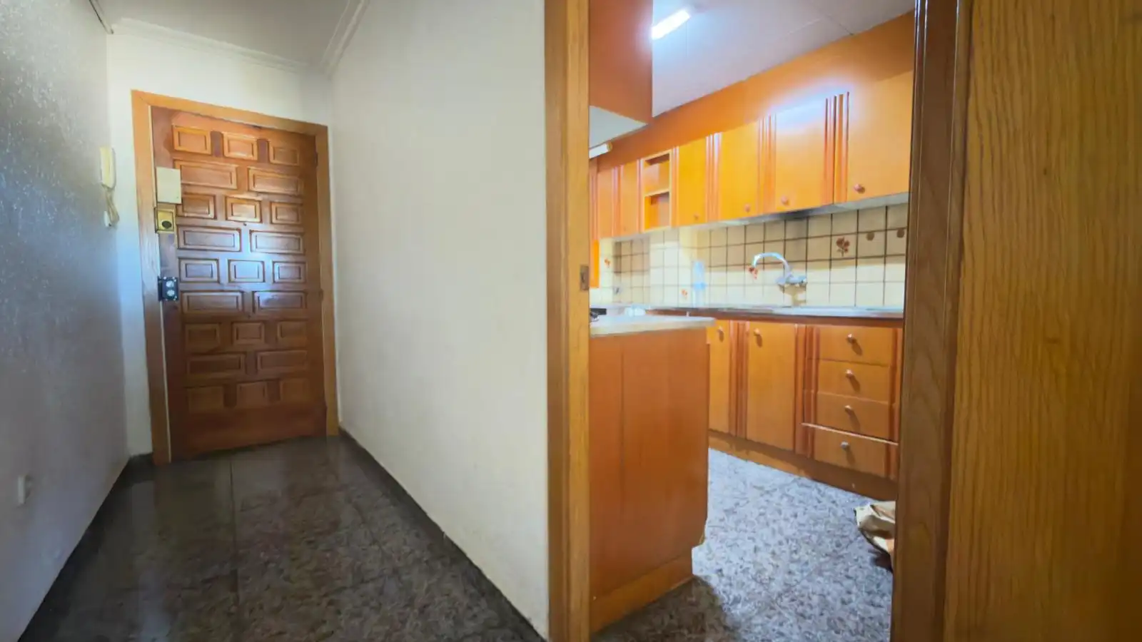 Piso con terraza en venta en Can Bassa, imagen 3