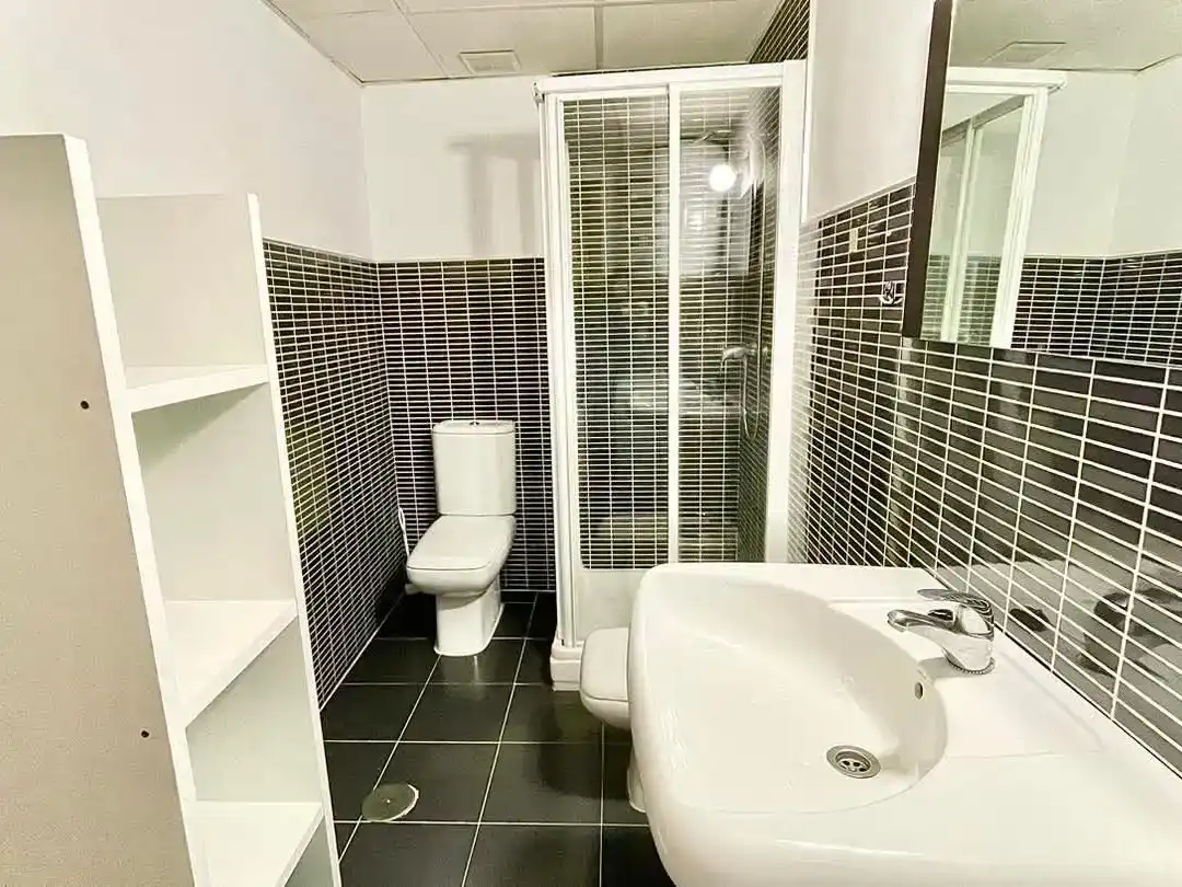Bathroom of Flat for rent in Úbeda  with Furnished