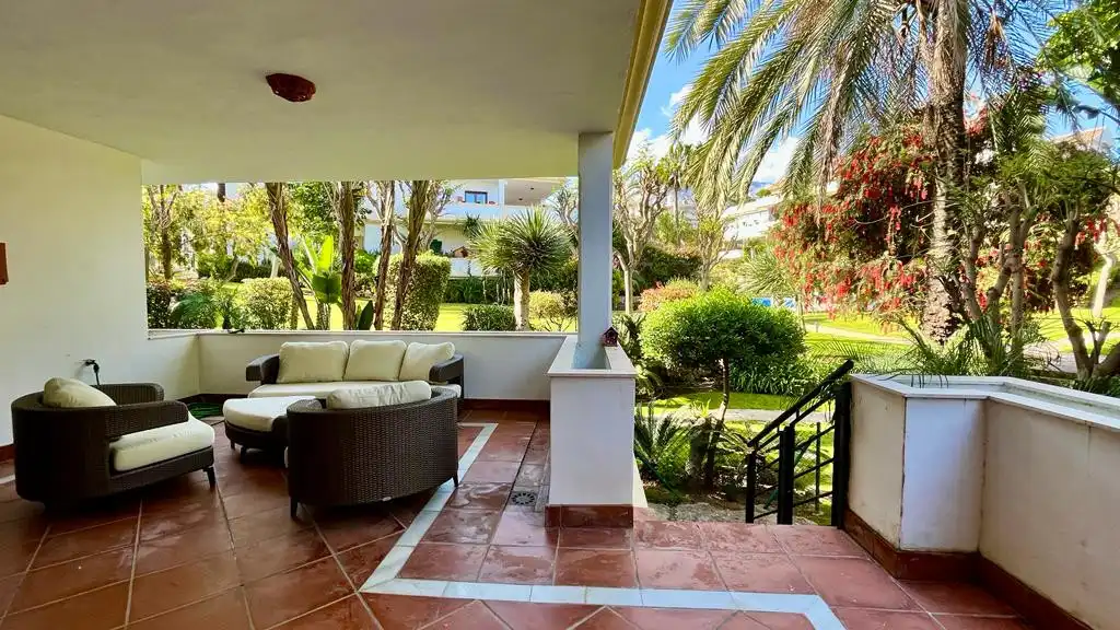 Terrace of Ground floor for rent in Marbella  with Air Conditioner, Private garden and Terrace