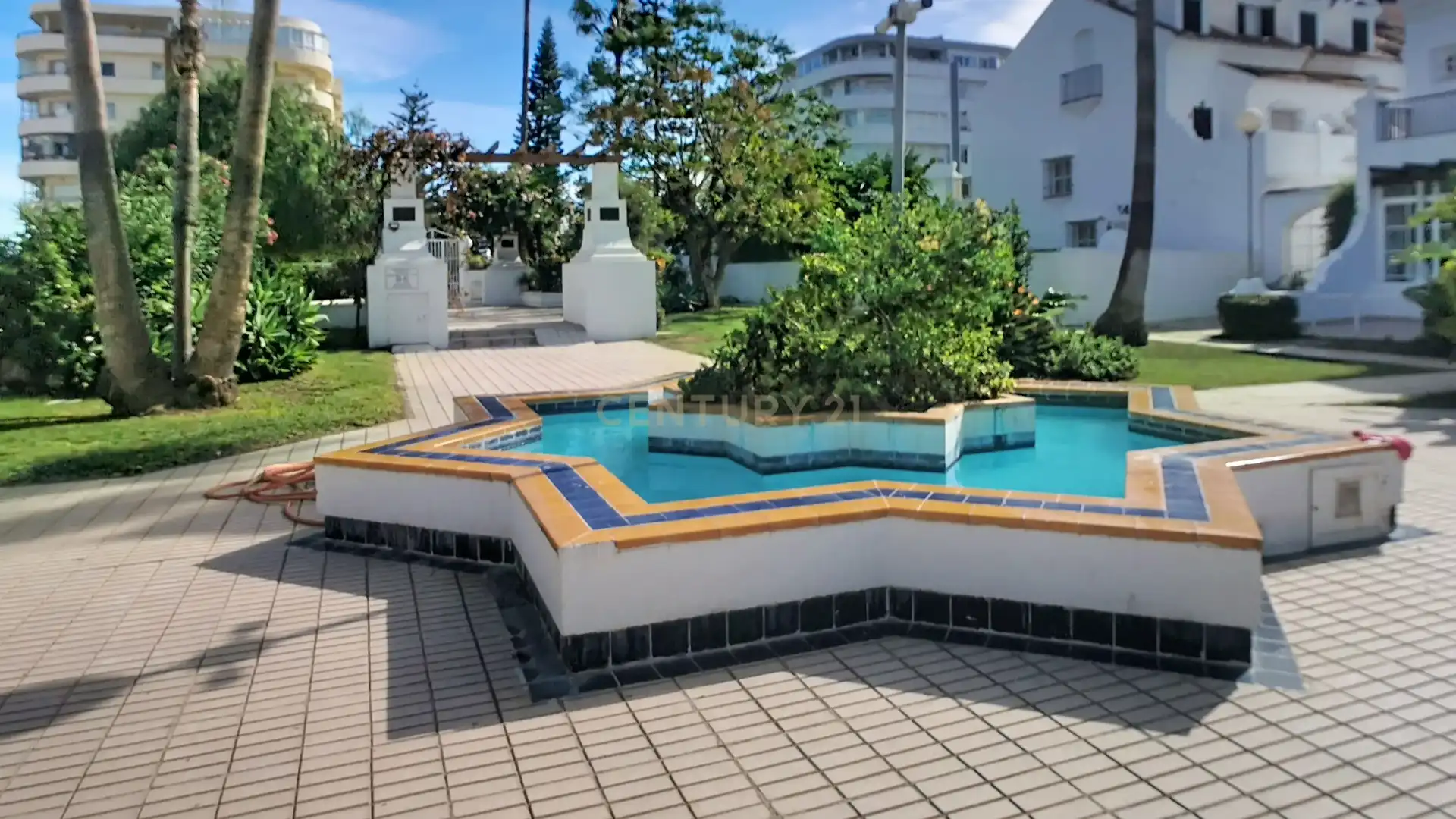 Piscina de Apartamento en venta en Fuengirola con Jardín privado, Trastero y Piscina