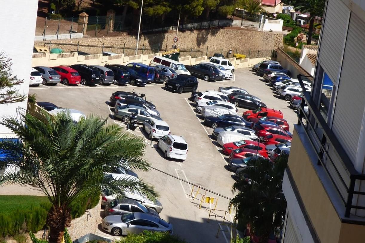 Parking of Apartment for sale in Benidorm  with Air Conditioner, Private garden and Swimming Pool