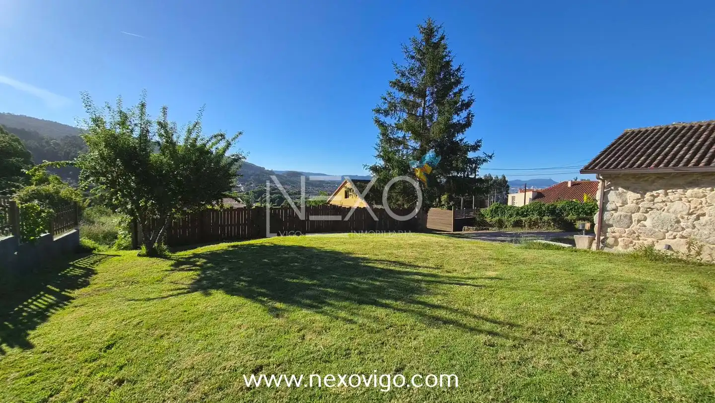 Casa o chalet en venta en Moaña con Jardín privado, Terraza y Amueblado