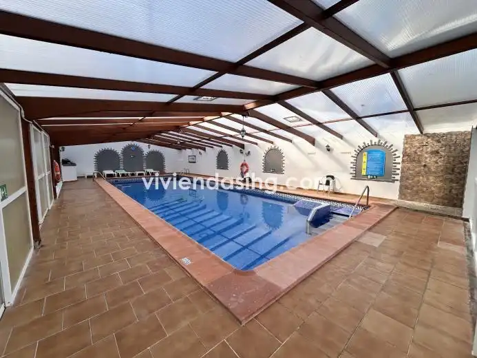 Piso con piscina en venta en Calle Guerrero, imagen 2