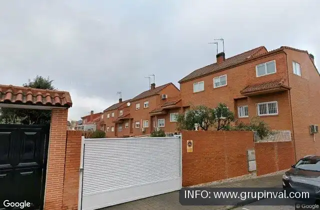 Exterior view of Ground floor for sale in Casco Urbano