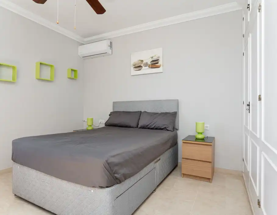 Piso con ascensor en venta en El Faro de Calaburra - Chaparral, imagen 20