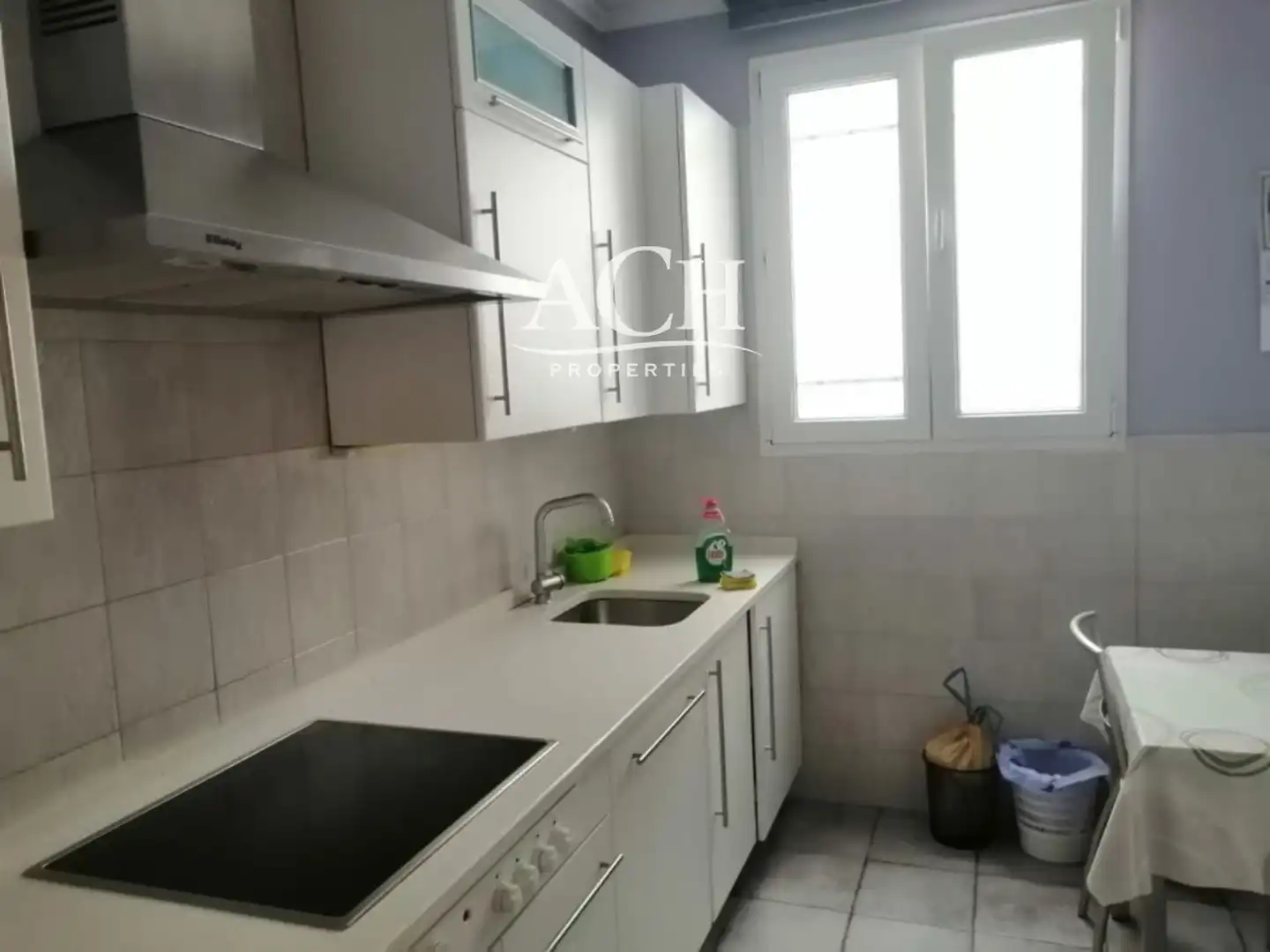 Küche von Wohnung zur Miete in Bilbao  mit Heizung, Terrasse und Möbliert