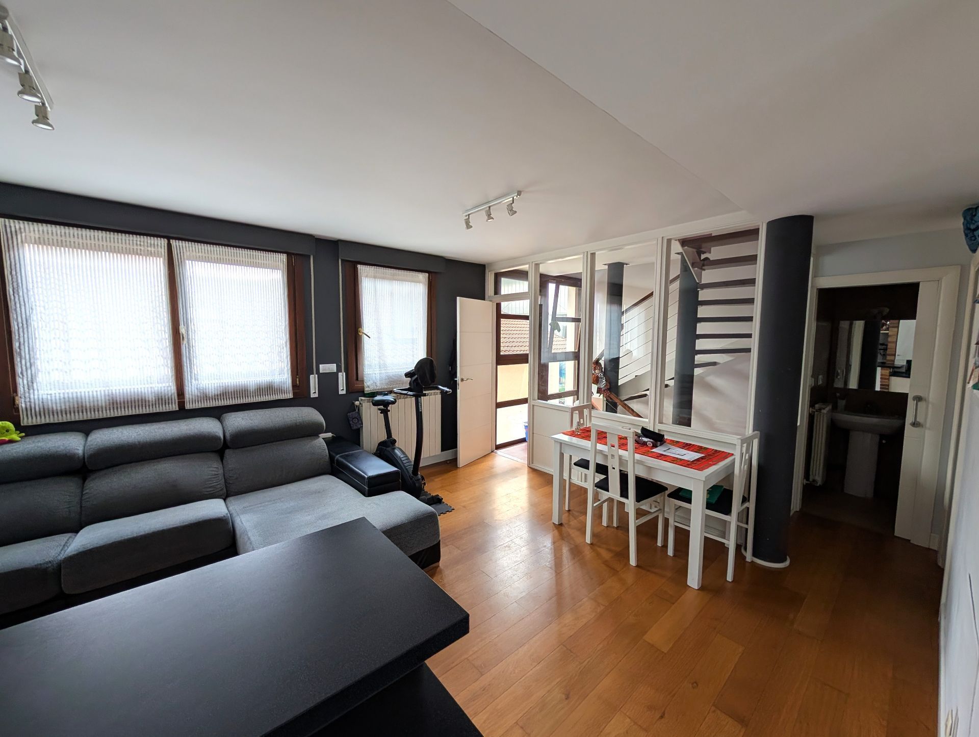 Living room of Duplex for sale in Usurbil  with Air Conditioner, Heating and Terrace