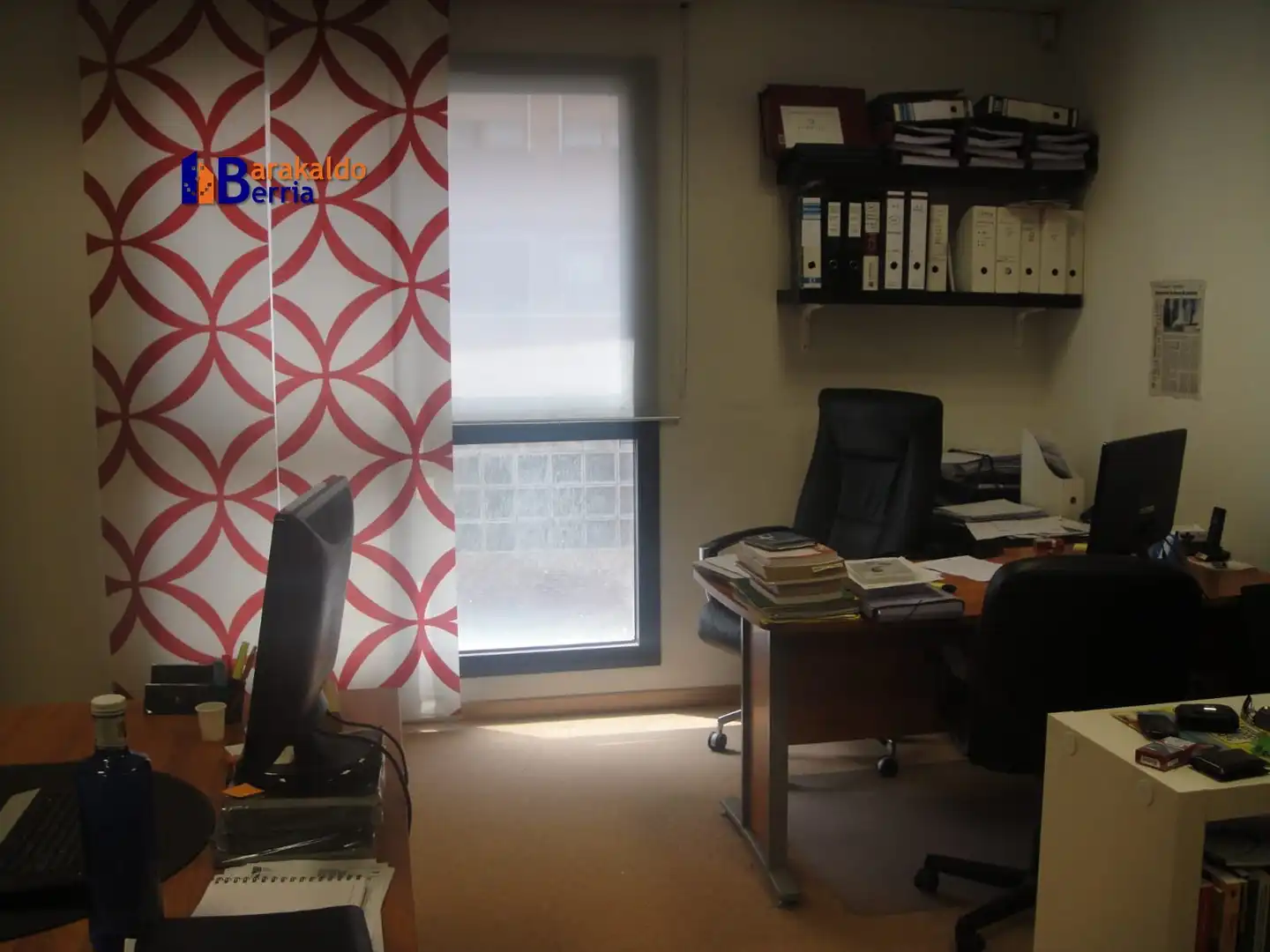 Oficina en venda en Barakaldo  amb Moblat