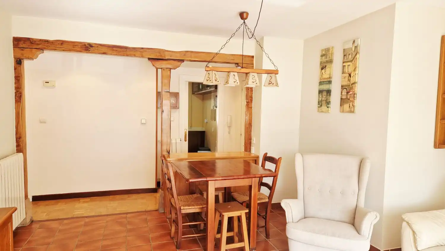 Comedor de Piso de alquiler en Torrelavega  con Calefacción, Amueblado y Balcón