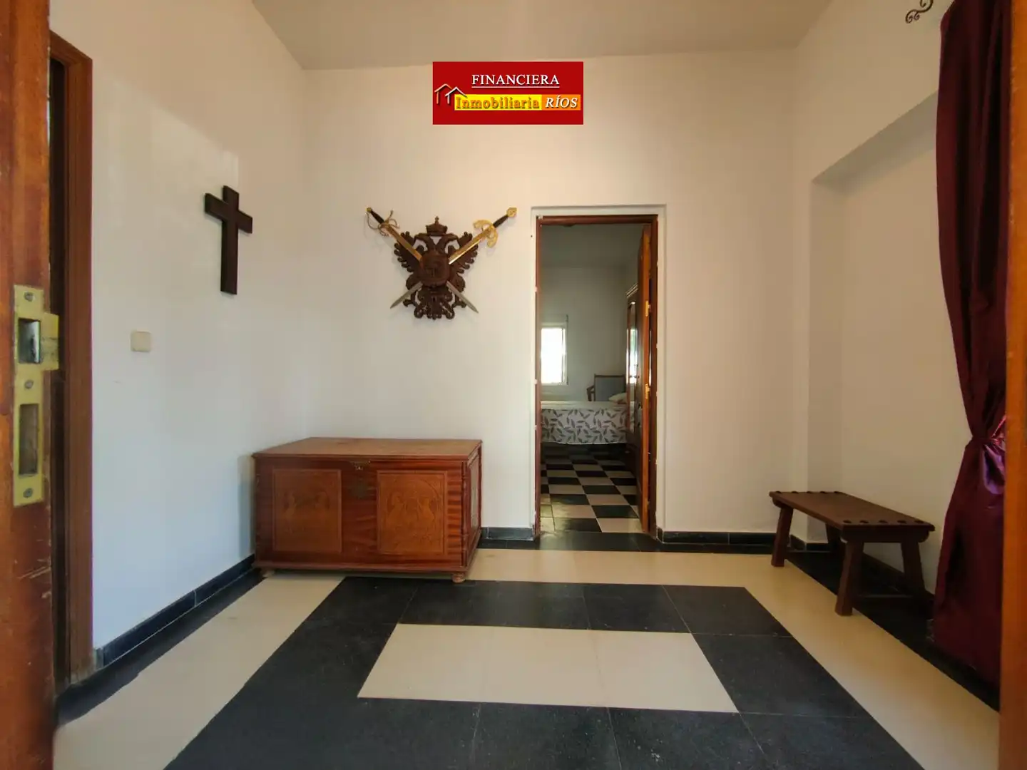Chalet con piscina en venta en Carmona, imagen 8