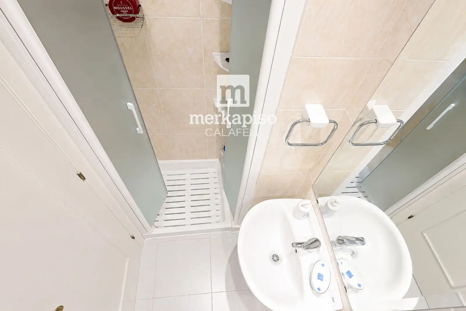 Baño de Ático en venta en Calafell con Aire acondicionado, Calefacción y Terraza