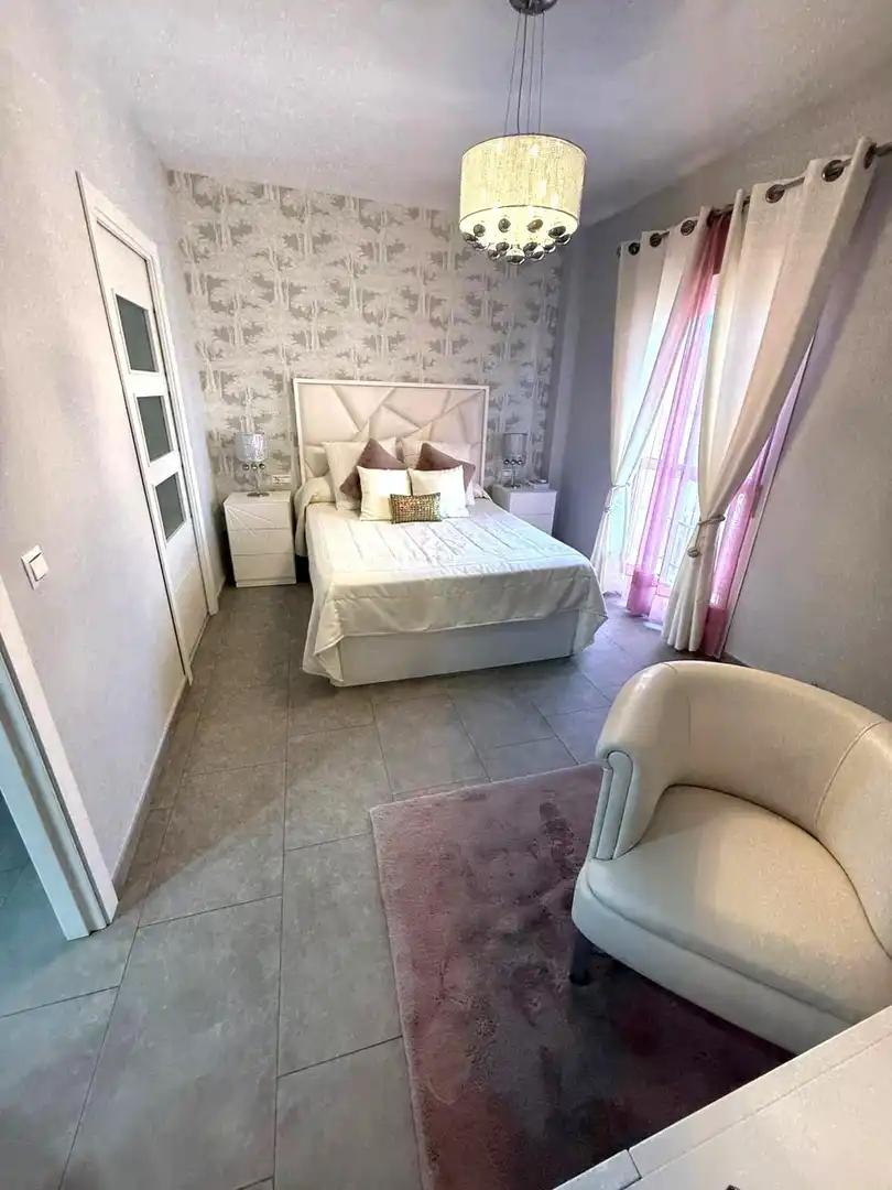 Dormitori de Casa o xalet en venda en La Algaba amb Terrassa