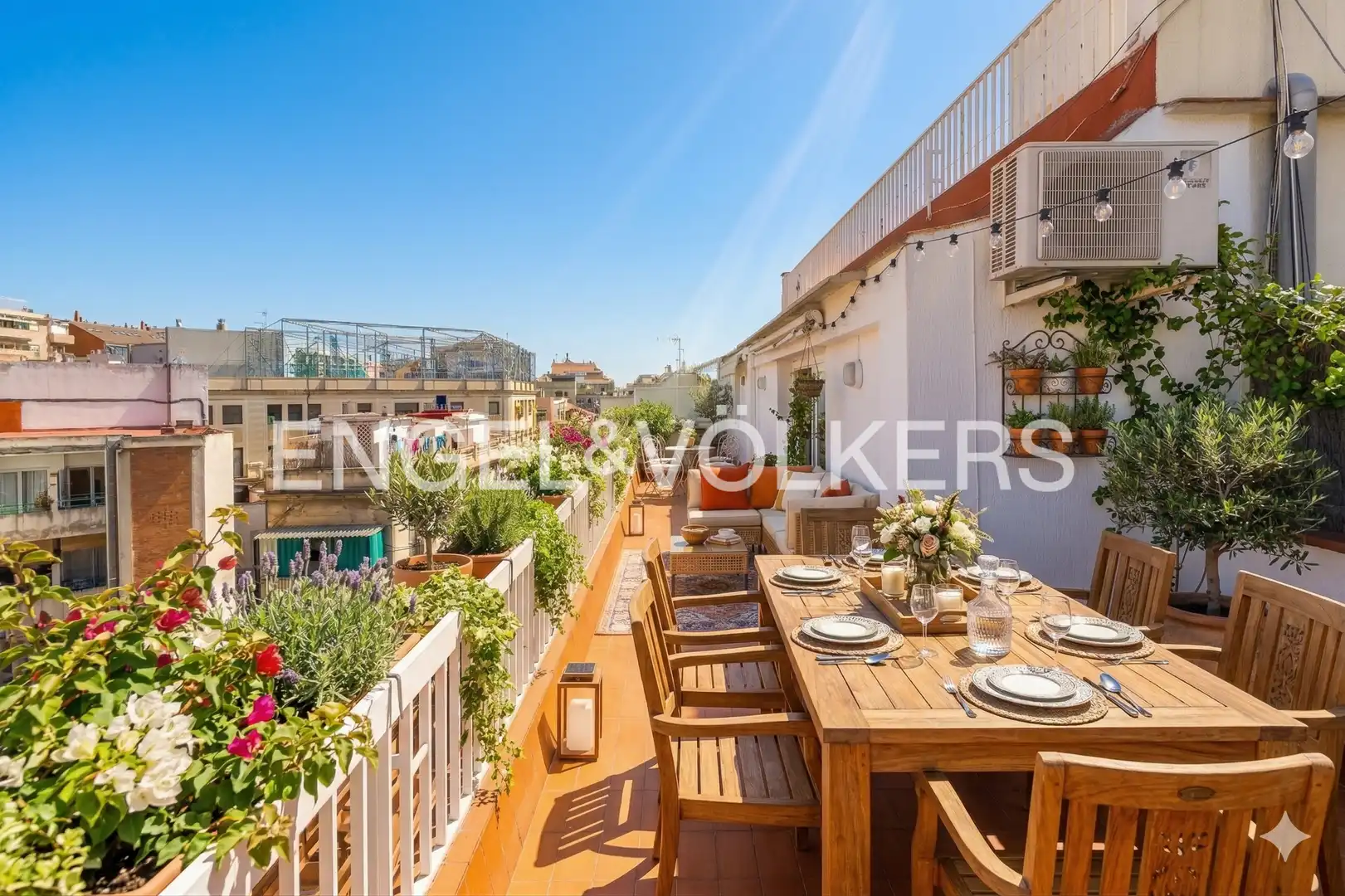 Penthouse with lift for sale in Gràcia
