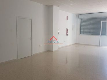 Locale commerciale in vendita a Utrera ciudad