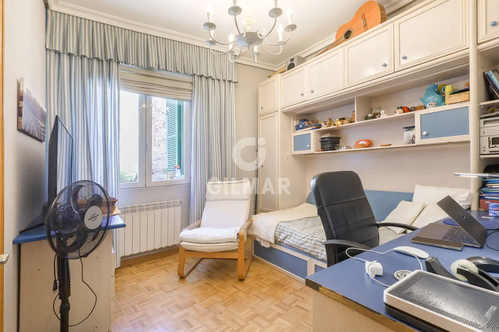 Habitación de Piso en venta en Madrid con Calefacción