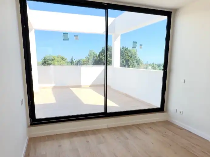 Terrace of Houses for sale in Nueva Santa Barbara - Cruz de Gracia