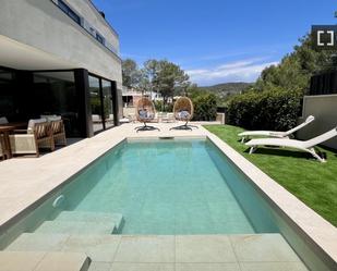 Piscina de Pis de lloguer en Sant Pere de Ribes amb Aire condicionat, Calefacció i Moblat