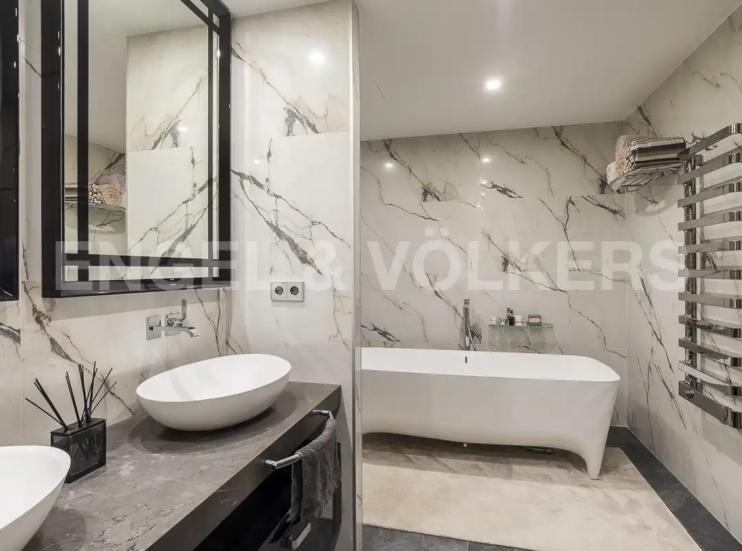 Baño de Piso en venta en Barcelona con Aire acondicionado, Calefacción y Terraza